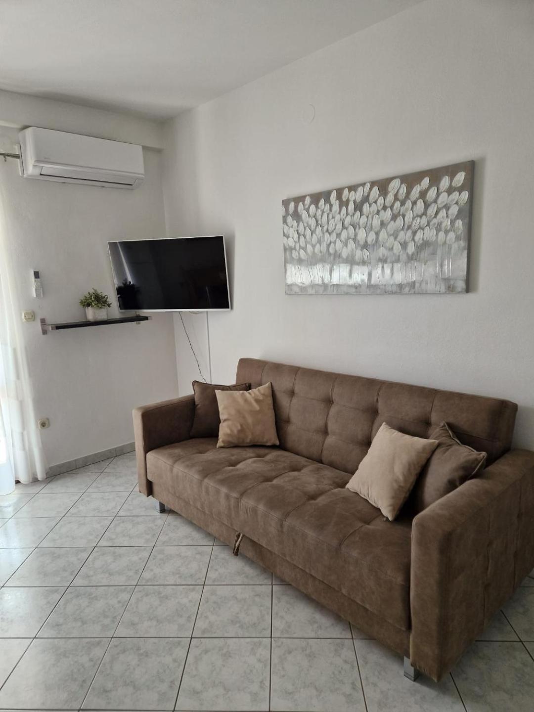 Apartments Ida Sućuraj Екстериор снимка