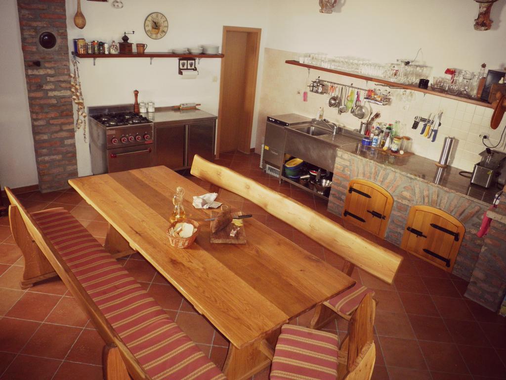 Apartments Ida Sućuraj Екстериор снимка
